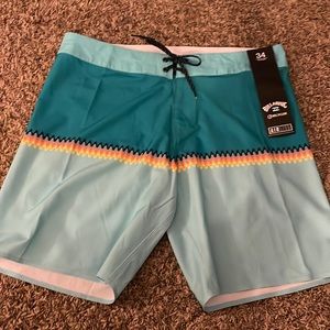 billabongs men’a board shorts